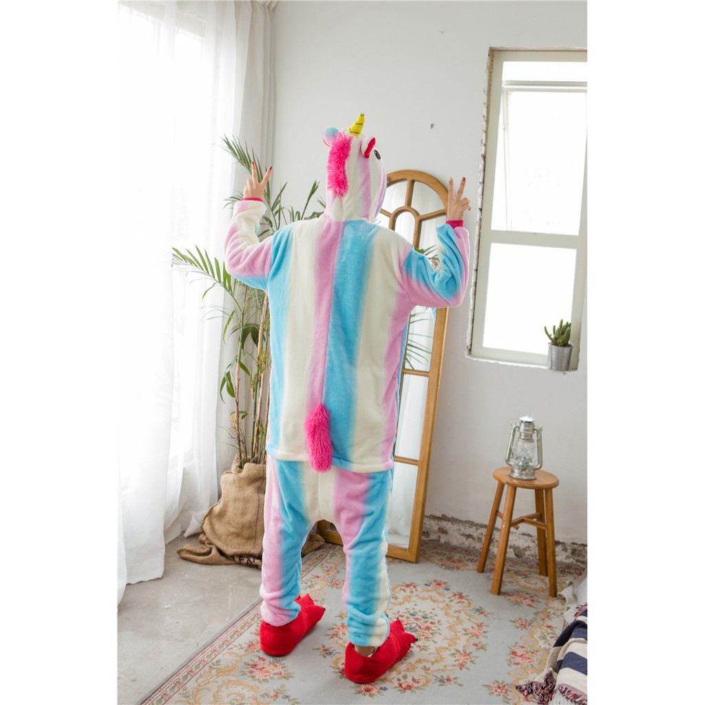 Bộ Đồ Ngủ Một Mảnh Hình Kỳ Lân Màu Cầu Vồng