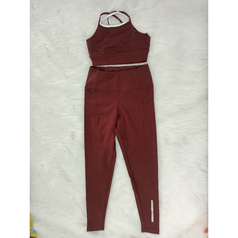 Bộ đồ tập nữ của hiệu 90 degree màu nâu, size XL