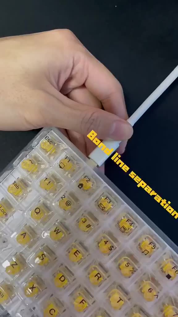 Bàn phím cơ Gaming TKL trong suốt K840 84 phím -LED Rainbow -Hot-swap -Red/Yellow Switch -Chính hãng | BigBuy360 - bigbuy360.vn