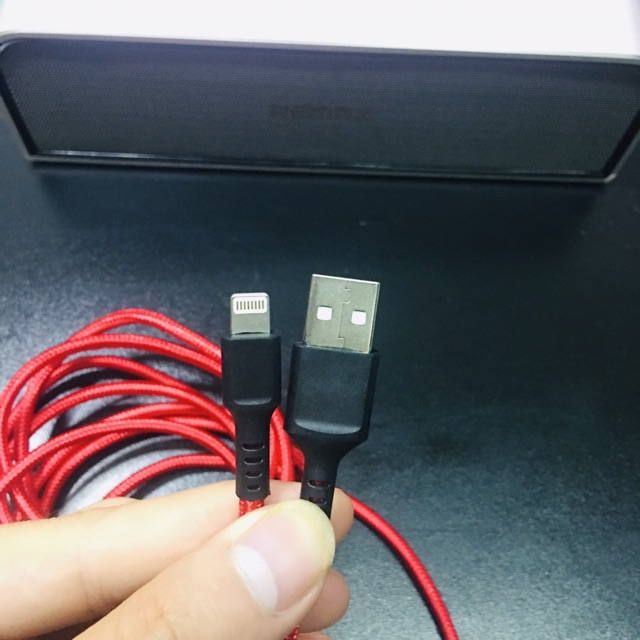 Cáp bọc dù IP 2m cao cấp, tiện lợi, có sạc nhanh 2A