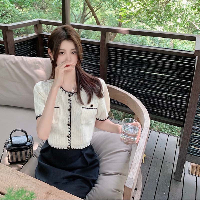 áo len cộc tay 2 túi ngực phong cách Hàn Quốc