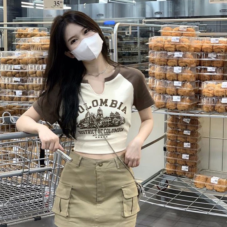 COZOKC COZOK Áo thun COZOK ngắn tay dáng ôm in họa tiết phối màu tương phản dễ thương xinh xắn