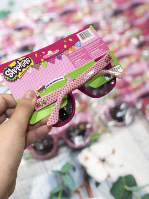 Kính thời trang cho bé