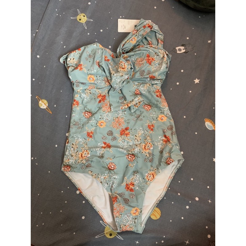 (Có sẵn + ảnh thật) bikini/ đồ bơi liền thân hoạ tiết lá xanh và hồng | BigBuy360 - bigbuy360.vn