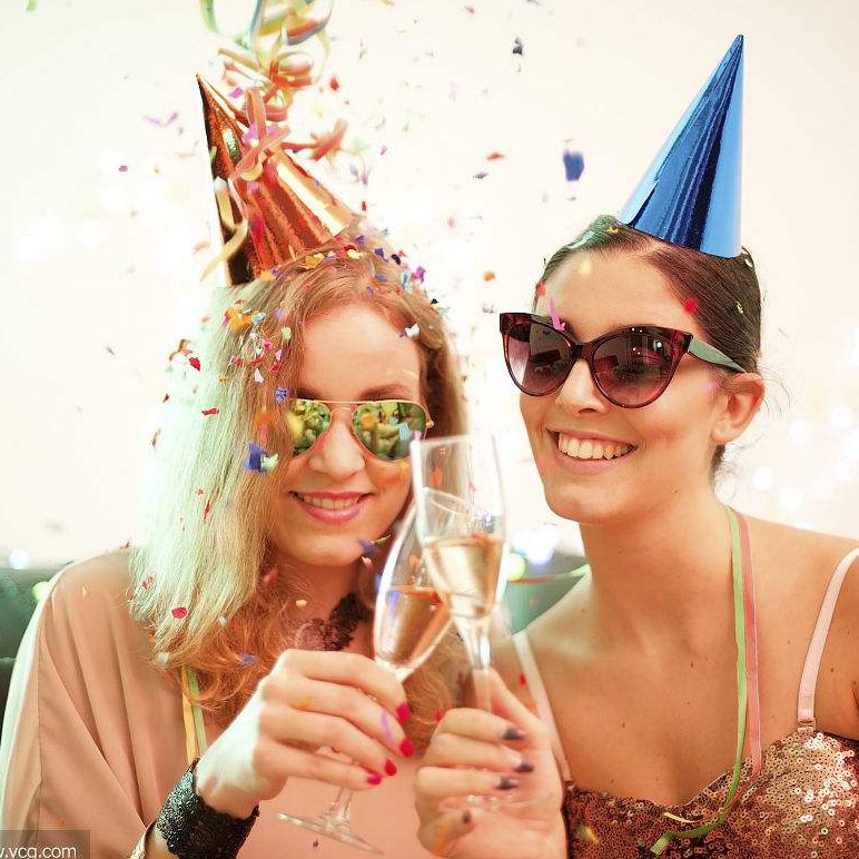 ONELEFT Home & Living