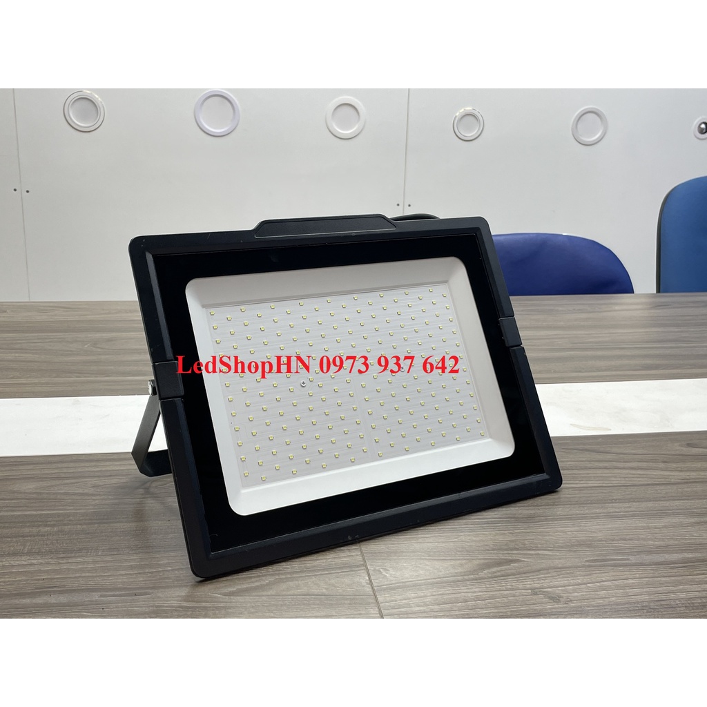 Đèn pha Maxben 50W 30W 20W ánh sáng trắng bảo hành 2 năm, đèn led pha ngoài trời