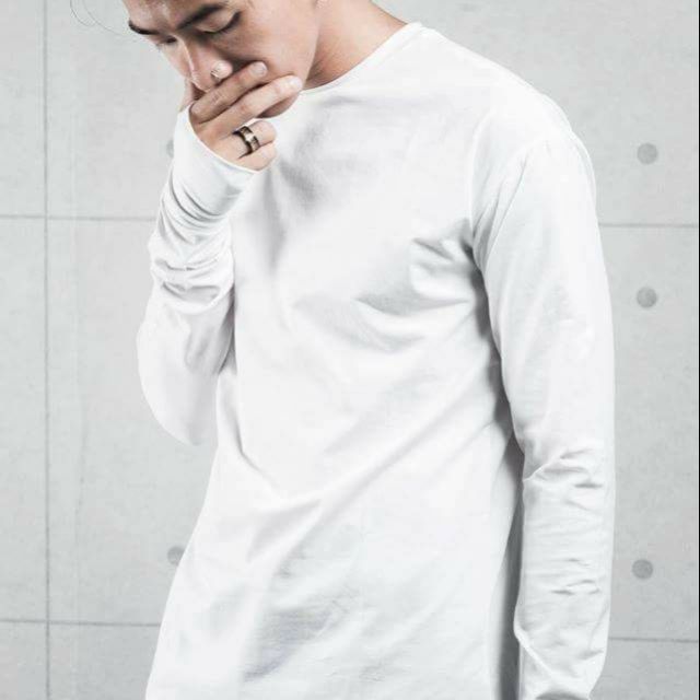 Áo longtee tay dài xỏ ngón