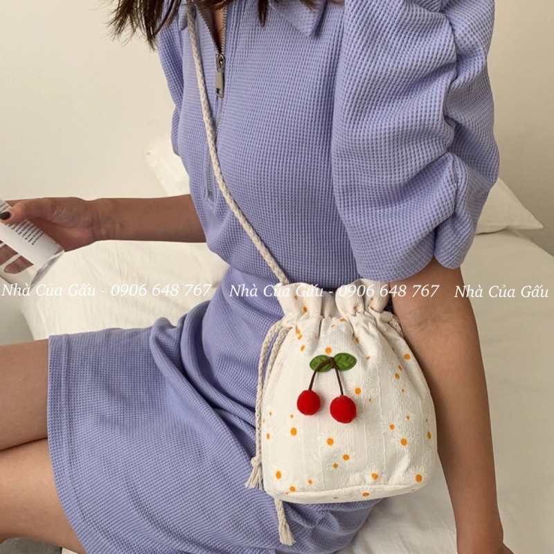 Túi cói hoa cúc nhí cherry đeo chéo nữ xinh hông nè