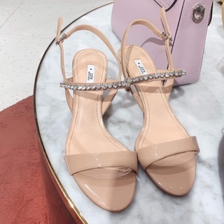 Sandal LYN authentic