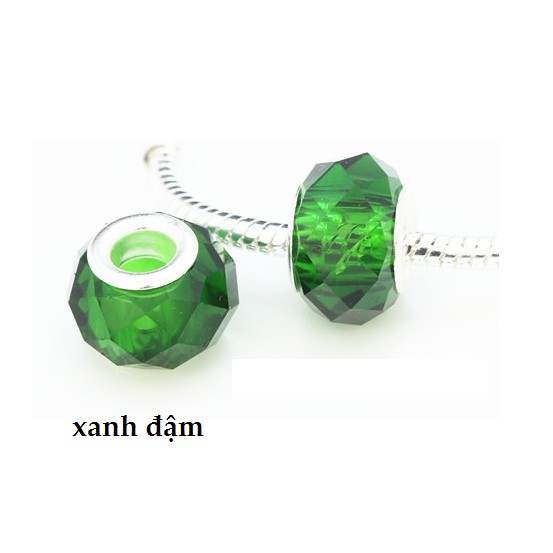Charm pha lê xanh lá