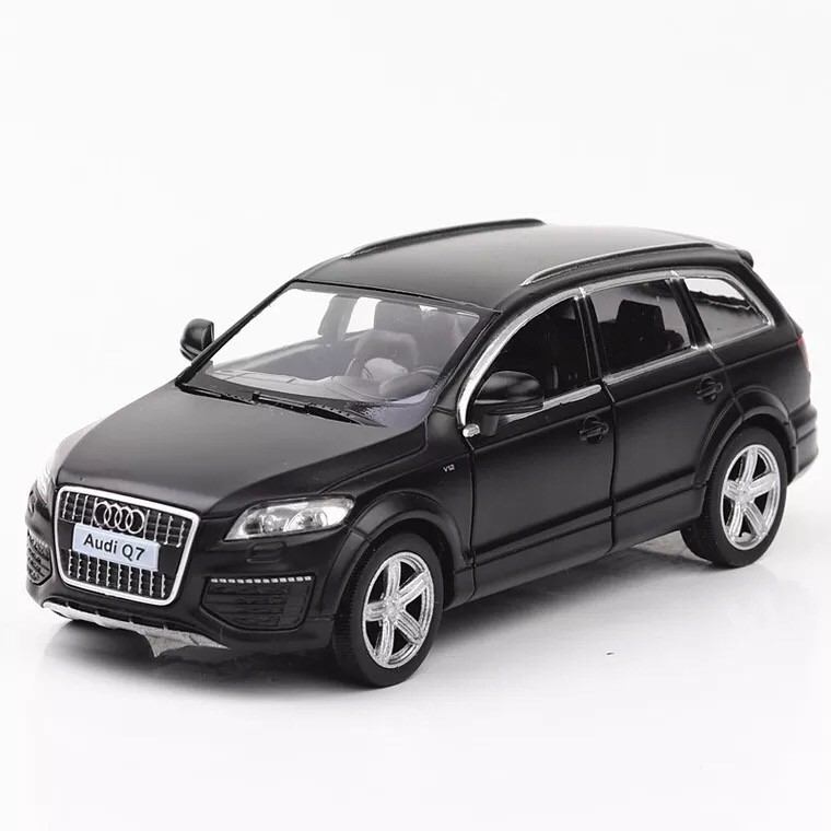 Xe mô hình AUDI Q7 13,5x5,3x4,5cm