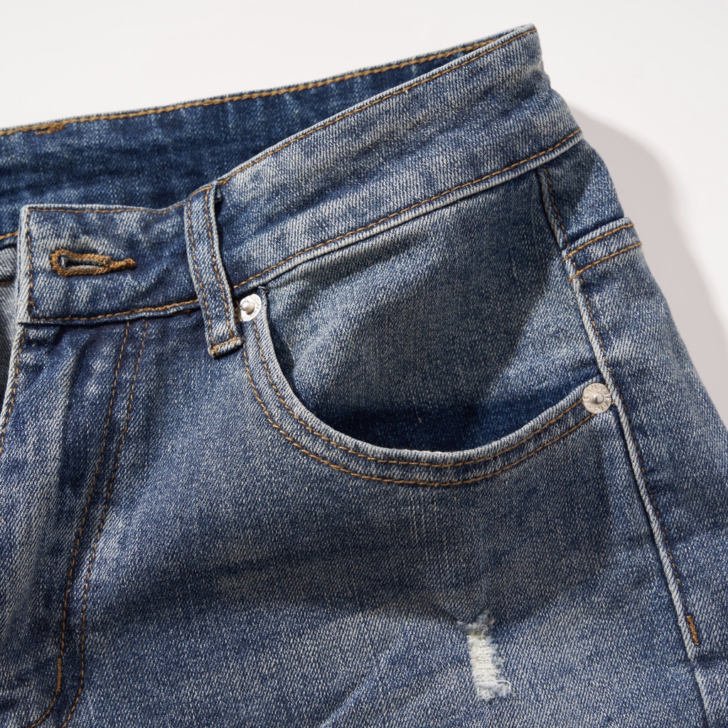 Quần Jean Nam Xanh Rách ATINO Chất Liệu Jean Pha Spandex Form Slim-Fit QJ1.1028