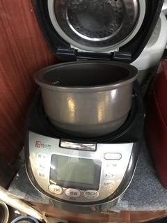 Nồi cơm điện Nhật bãi Tiger JKF-A 1l