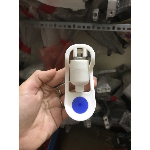 2 Vòi cây nước nóng lạnh ren ngoài loại tốt