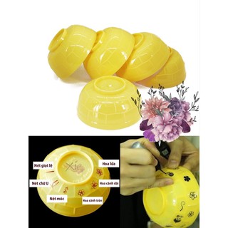 Chén nhựa học vẽ nail