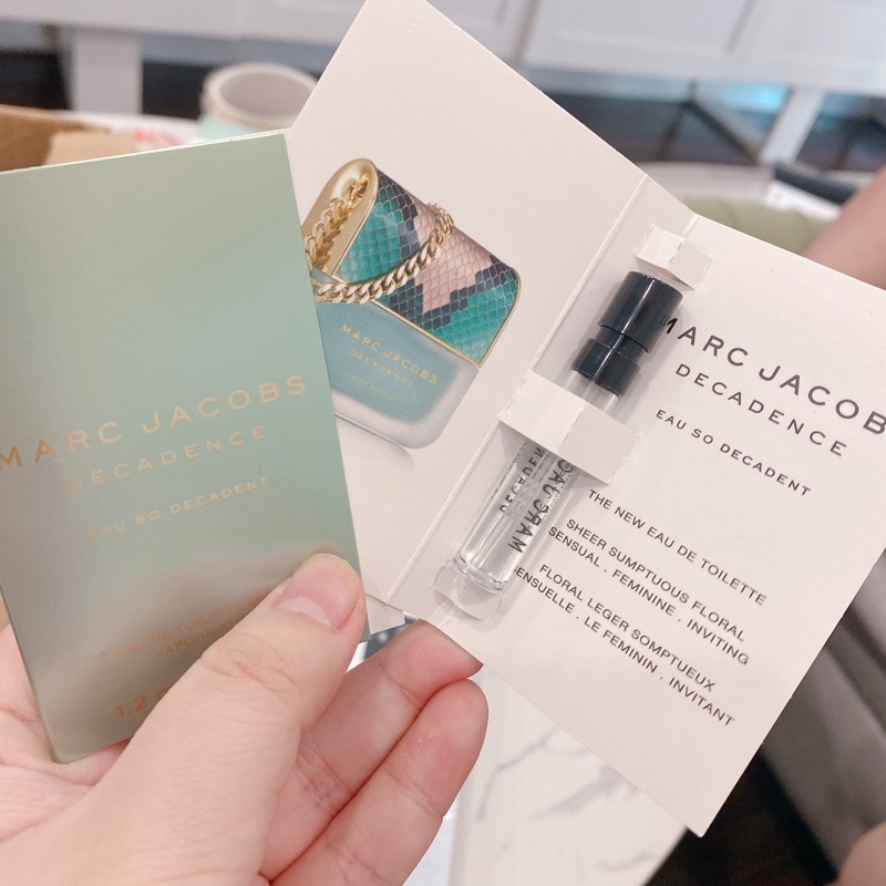 Vial Nước hoa Nữ Marc Jacobs Decadence