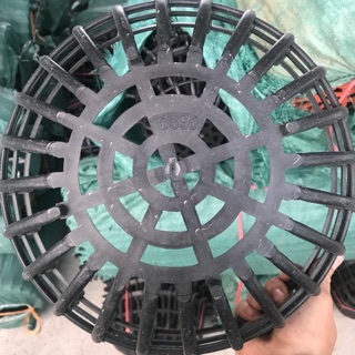 Chậu nhựa giả gỗ phi 35 có nan móc