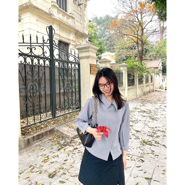 Áo kiểu xẻ tà - Night Shirt