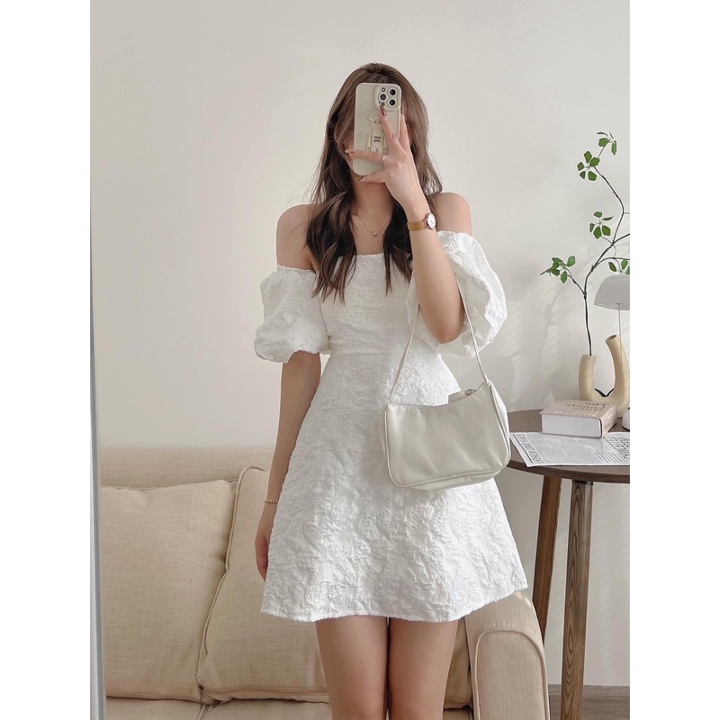 Váy Gấm Trễ Vai Tay Phồng 2 Màu Siêu Xinh