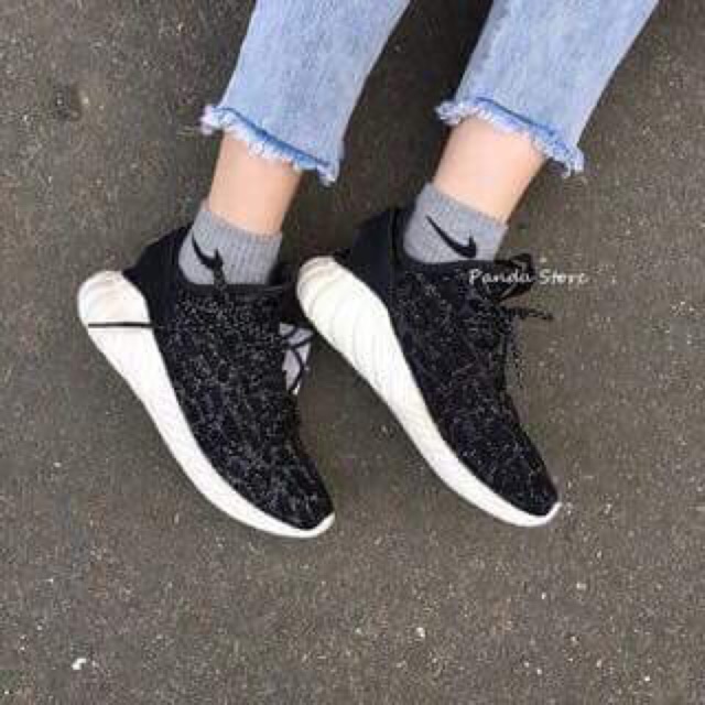 Giày adidas tubular nữ