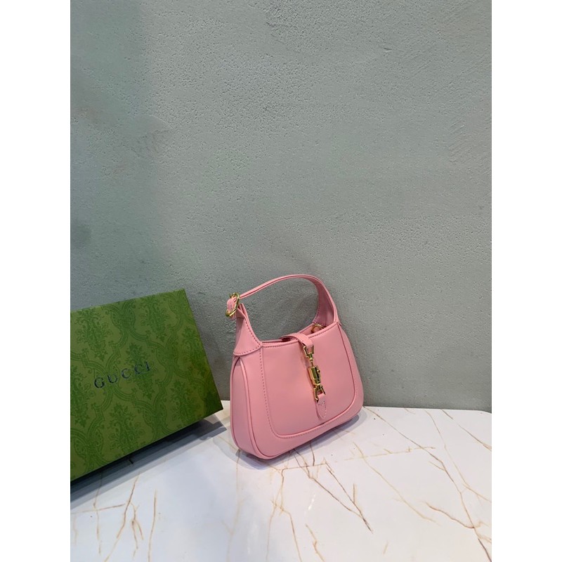 Túi xách thời trang nữ GUCCI = GC siêu xinh, phù hợp với các cô nàng thích đi tiệc, đeo cực sang trọng.
