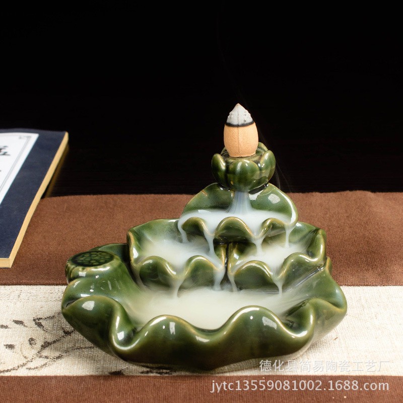 Thác khói trầm hương gốm sứ đài sen xanh lục tặng 1 nụ trầm