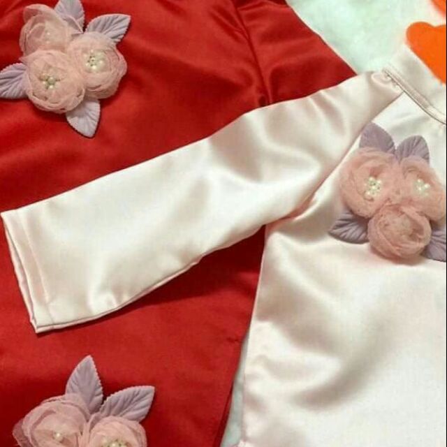Nhi 2 ri ao dai của bé .................................................................................................