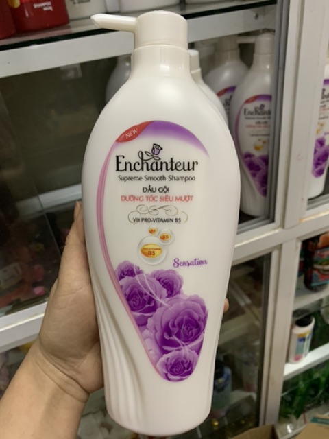 Dầu gội nước hoa Enchanteur Sensation dưỡng tóc siêu mượt 650gr ( mầu tím )