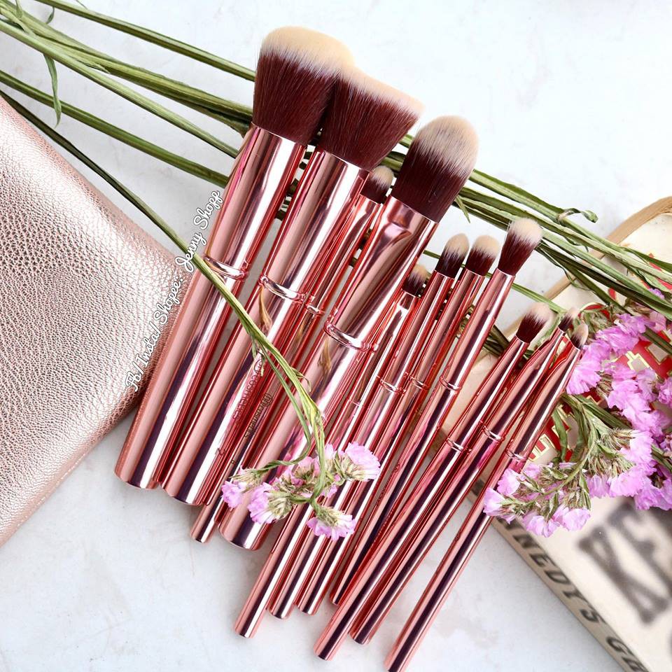 Set cọ BH Cosmetics Metal rose brushes