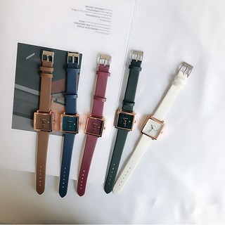 Đồng hồ nữ RETRO-001 mặt vuông thanh lịch