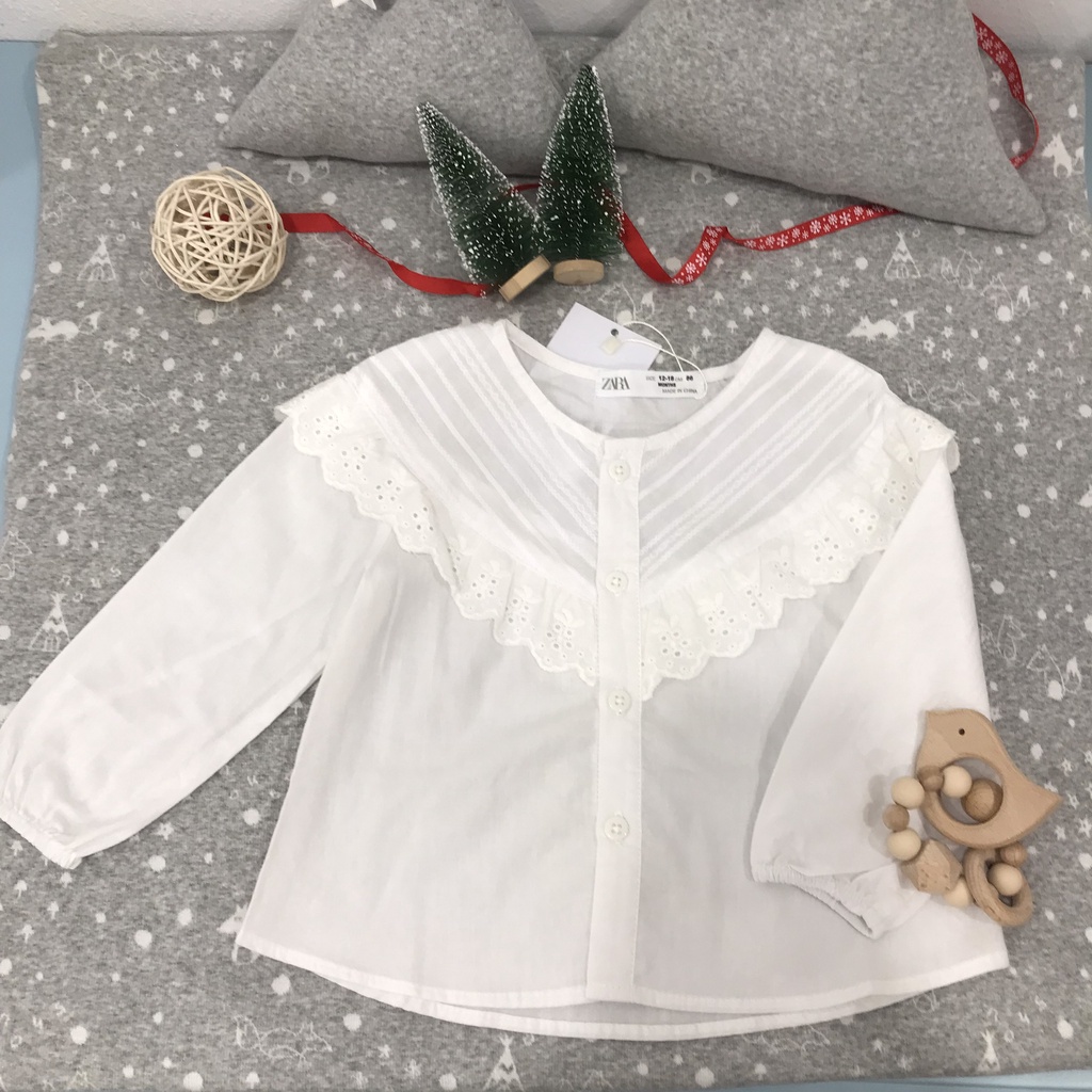 Áo Sơ Mi Trắng BG Zara Phối Ren Bèo Chữ V (Size 1 Tuổi đến 6 Tuổi)