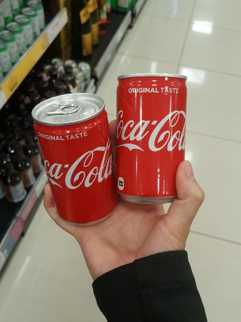 COCACOLA NHẬT BẢN, HOA ANH ĐÀO, NẮP VẶN LON NHÔM, LON 500ML....