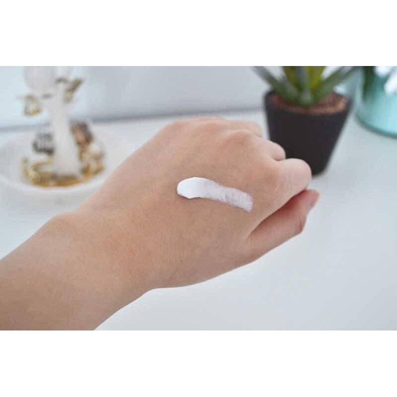 Kem Làm Lành Da Giảm Sẹo Thâm Cung Cấp Độ Ẩm Avene Cicalfate+ Repairing Protective Cream Hàng Pháp Chuẩn