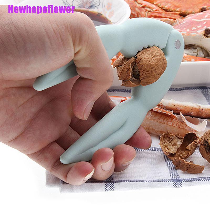Dụng cụ tách vỏ cua đặc biệt