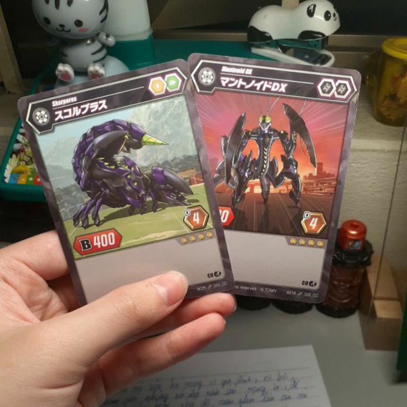 Đồ chơi Bakugan bọ cạp đen kèm theo 3 miếng nam châm và 2 thẻ bài 2nd hand hàng chính hãng takaratomy