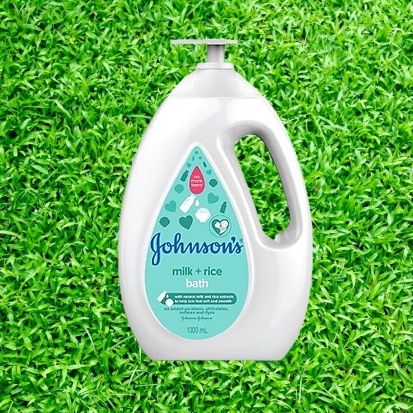 Sữa tắm Johnson's Baby chứa sữa và tinh chất gạo 1000ml