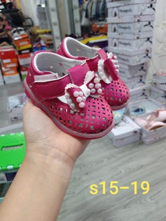 Giày bé gái đồng giá 120k