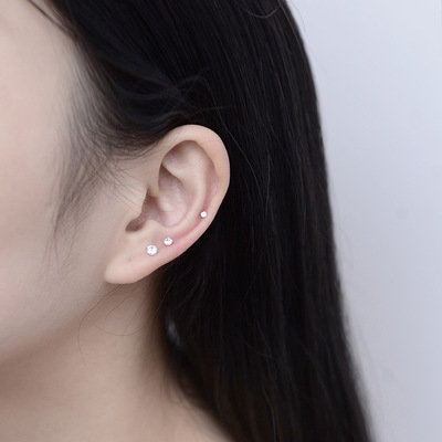 Khuyên tai thép titan màu bạc khảm đá thời trang sang trọng cho nữ