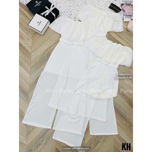 Jumpsuits trắng bi nổi