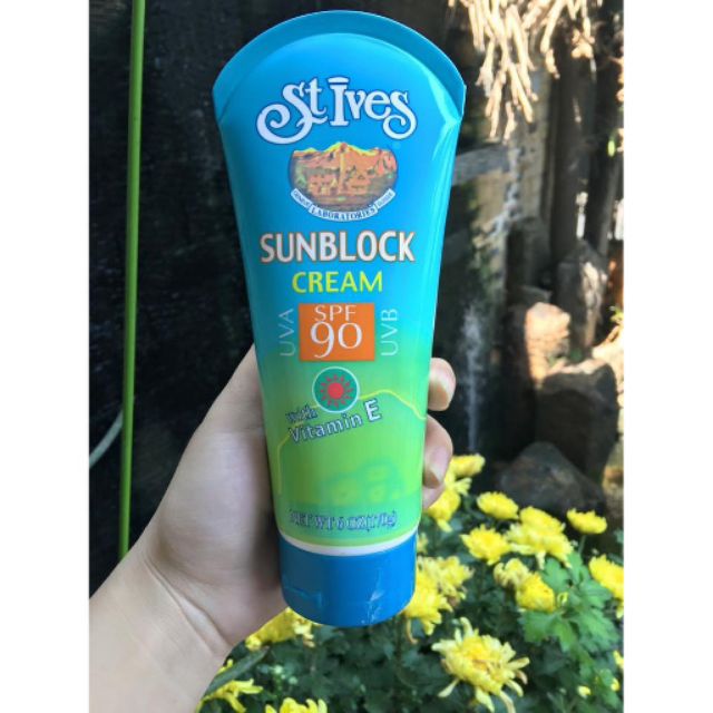 Kem Chống Nắng Stives Sunblock Cream SPF90