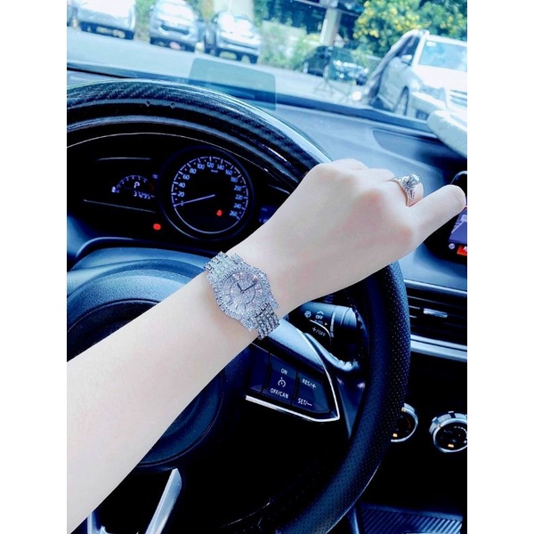 Đồng hồ nữ Chopard full đá sang trọng
