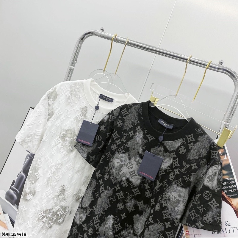 Áo phông dáng rộng