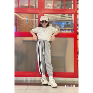 Set bộ thể thao bé gái