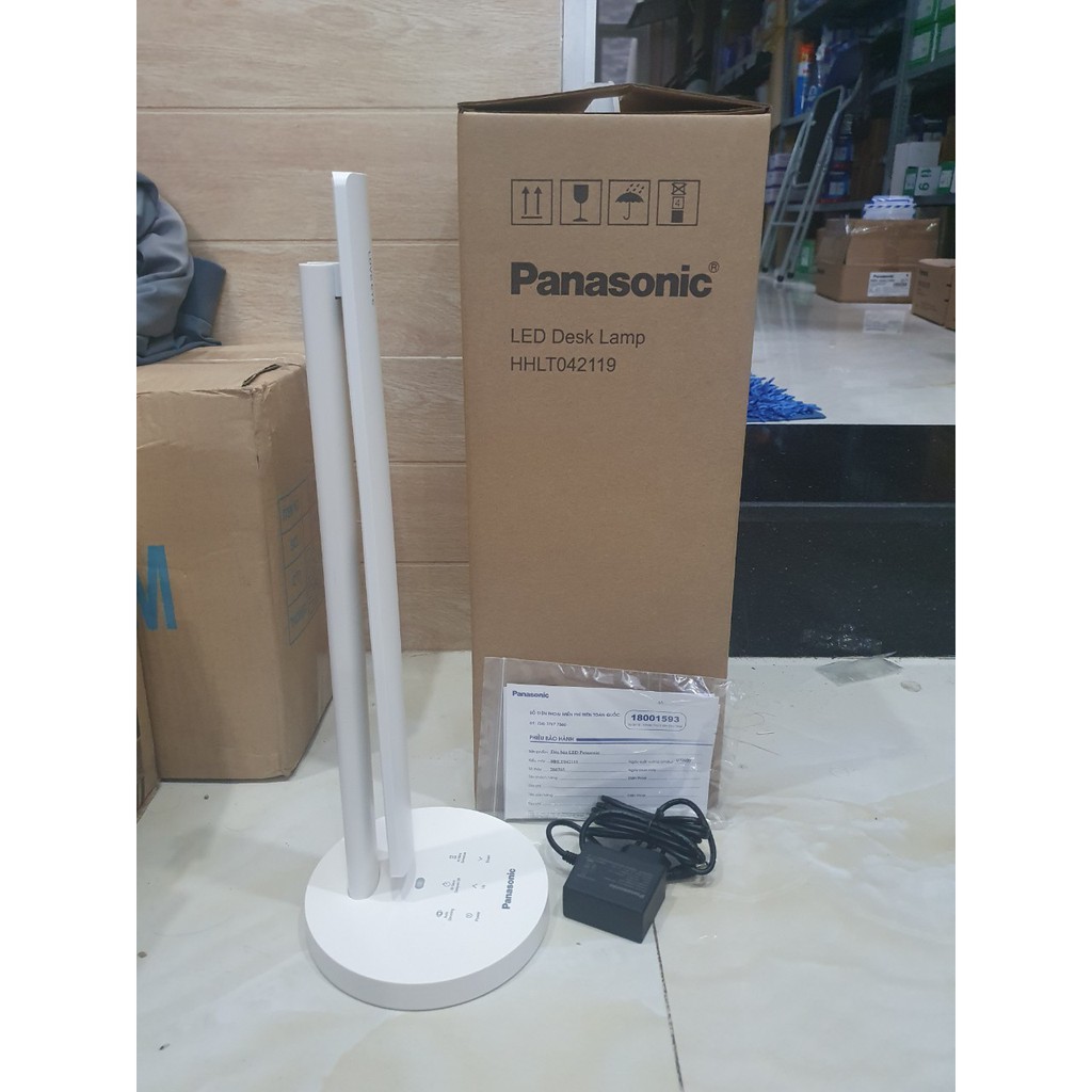Đèn bàn Led Panasonic HH-LT042119