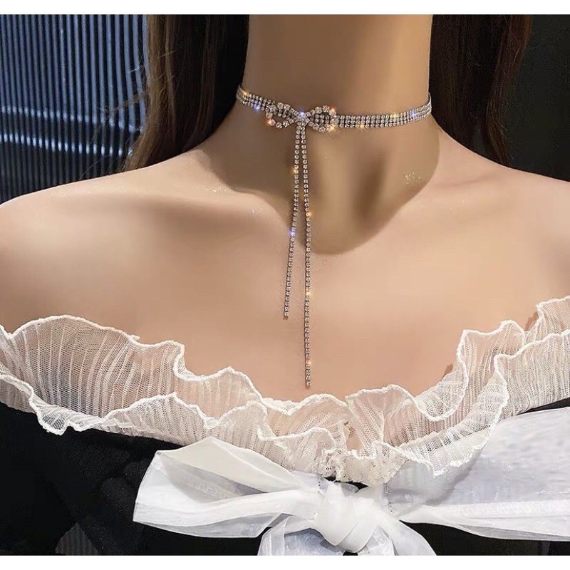 Vòng Cổ Choker Đính Đá Hình Nơ Tua Rua Xinh Xắn Hàn Quốc