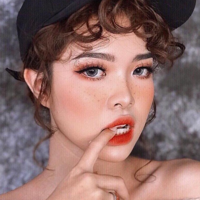 Kính áp tròng Sky Lens -Glamour Gray 0-6 Độ-Made in Korea Chính Hãng Dia14.50