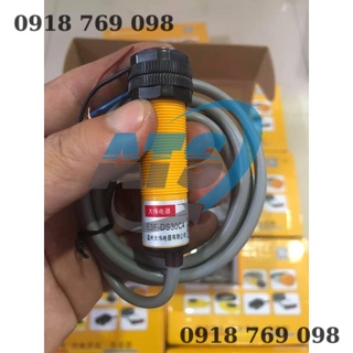 Cảm biến vật cản hồng ngoại E3F DS30C4 24V