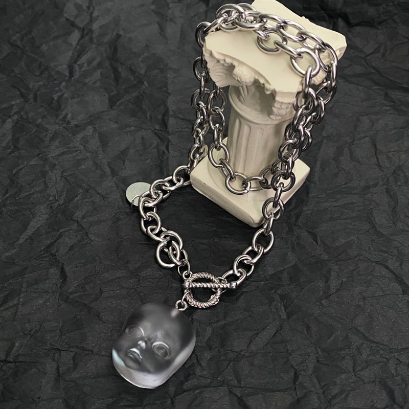 Dây chuyền thời trang độc đáo cho búp bê