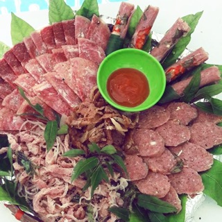 Giò Bê ( Giò Me) Xứ Nghệ 