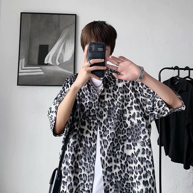 Áo Sơ Mi Tay Ngắn Dáng Suông In Hoạ Tiết Da Báo Sành Điệu Thời Trang Phong Cách Hàn Quốc Cho Nam Size M-2XL